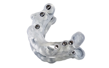 赤坂インプラント治療専門サイト｜赤坂B&S歯科・矯正歯科｜サージカルガイド