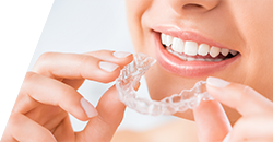 港区赤坂・赤坂見附の歯医者・矯正歯科「赤坂B&S歯科・矯正歯科」|マウスピース矯正サイトバナー