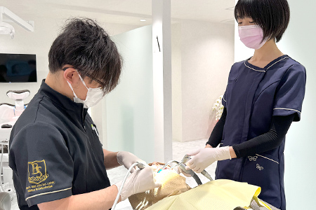 港区赤坂・赤坂見附の歯医者・矯正歯科「赤坂B&S歯科・矯正歯科」|治療中